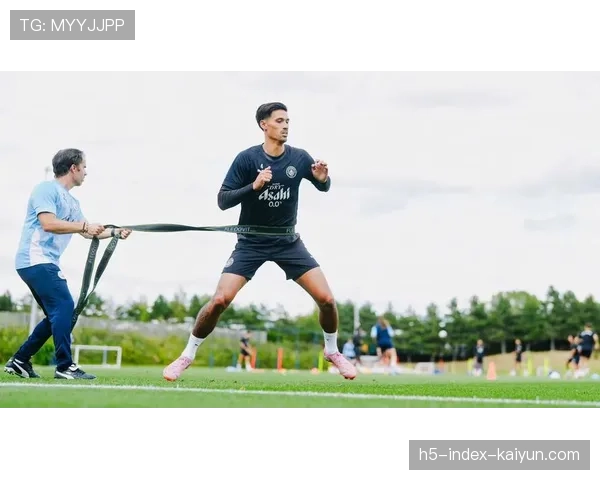 罗德里对抗成功率暴跌 直接影响曼城攻防体系稳定性