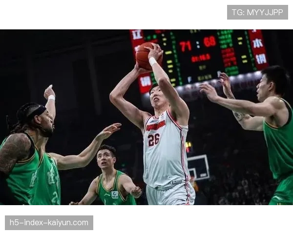 塔克准三双扛起广厦进攻 外援主导战术在核心缺阵时显价值